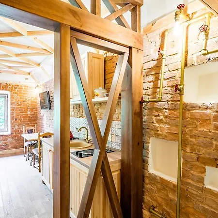 Apartment Near Rynok Square є кондиціонер Lviv