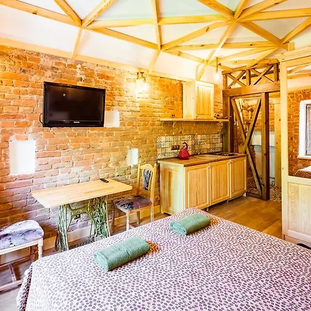 Apartment Near Rynok Square є кондиціонер Lviv